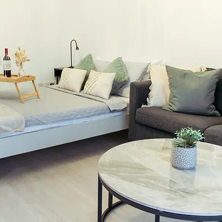 Cozy - Tourist Area Collection Limassol